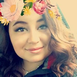 Meet your Posher, Ely